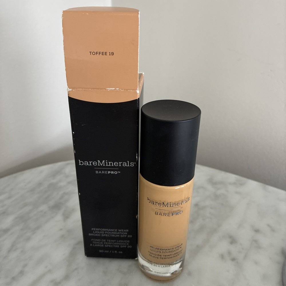 BareMinerals BarePro Performance Wear Liquid Foundation, 1 oz. TOFFEE (19) SPF20